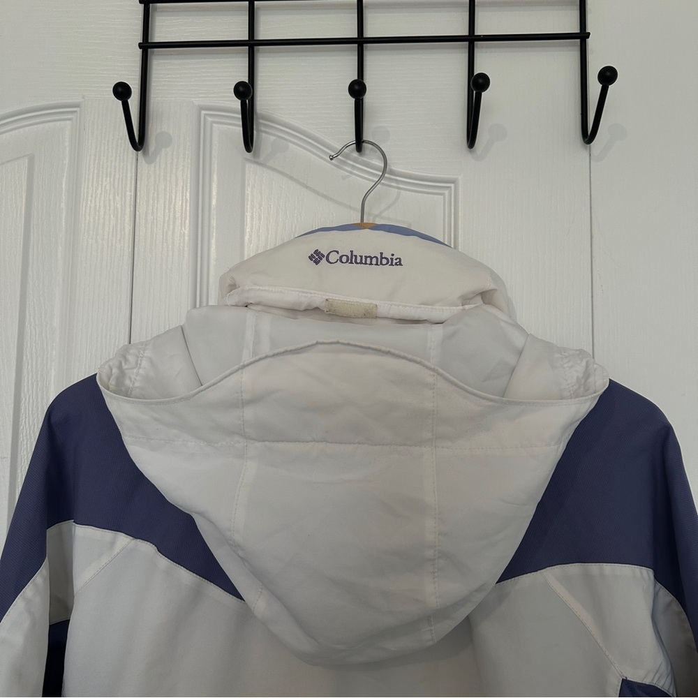 Columbia Light Jacket - Large - Picture 3 of 15